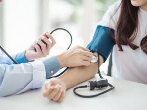 ارتفاع ضغط الدم الكلوى عند مرضى غسيل الكلى أسبابهما وكيف يتم علاجهما؟
