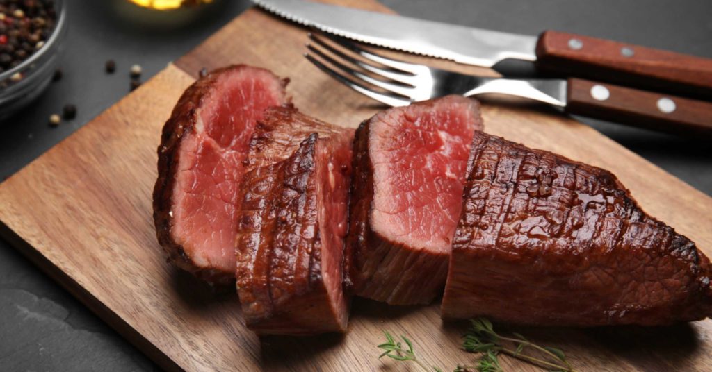 كم يستغرق هضم اللحوم في المعدة