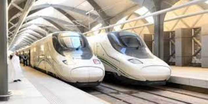 عروض قطار الحرمين بمناسبة اليوم الوطني السعودي 92 لعام 2022