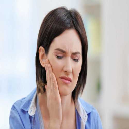 طرق علاج كسر الفك .. وما هي أسباب وأعراض كسر الفك