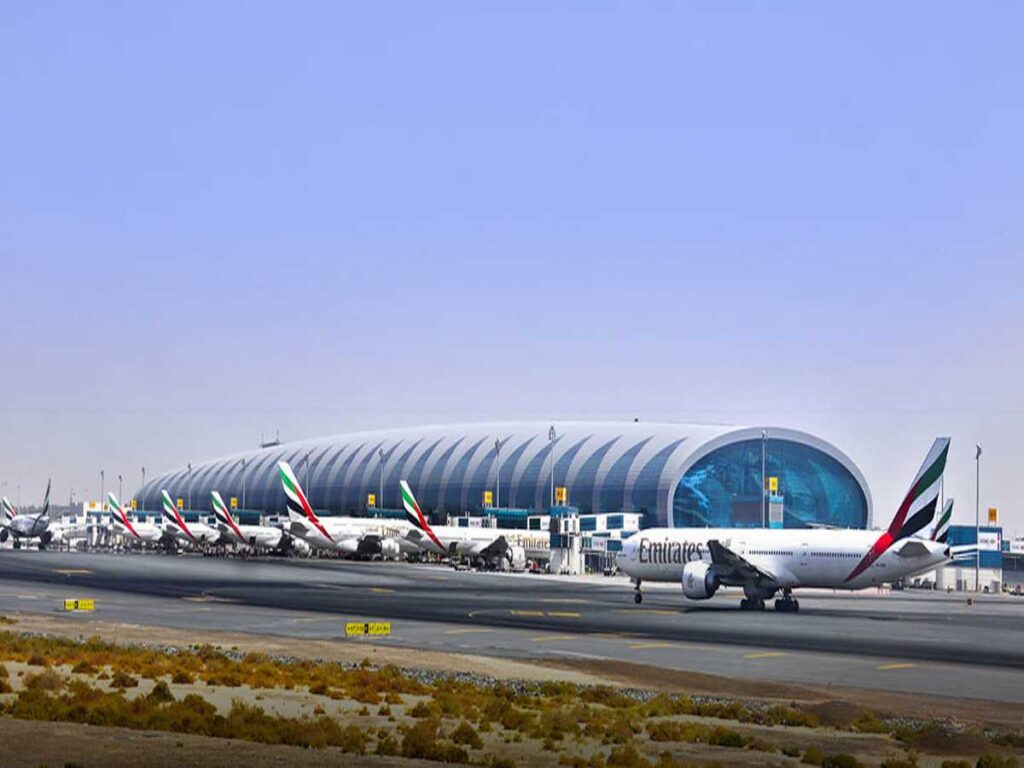 أهم المطارات في الإمارات .. دليل مطارات الإمارات العربية المتحدة