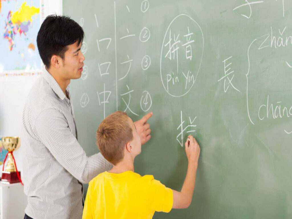 معاهد تعليم اللغة الصينية في الامارات .. دليل أفضل المعاهد لتعليم اللغة الصينية في الإمارات
