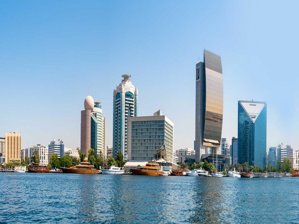 أهم بنوك ديرة دبي .. قائمة أفضل البنوك في ديرة الإمارات العربية المتحدة