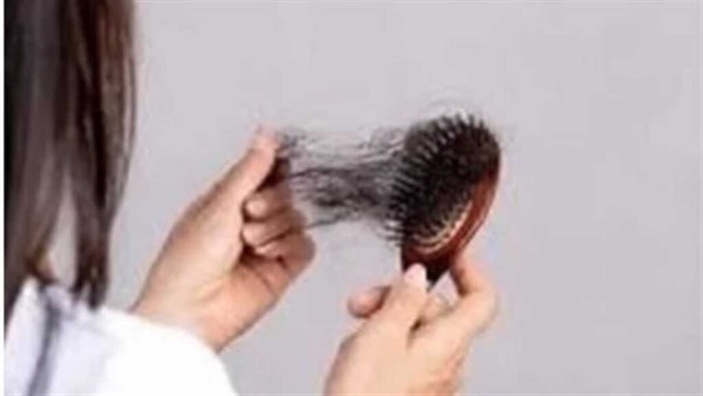 علاج تساقط الشعر منزلياً بطرق طبيعية.. نصائح للوقاية من تساقط الشعر