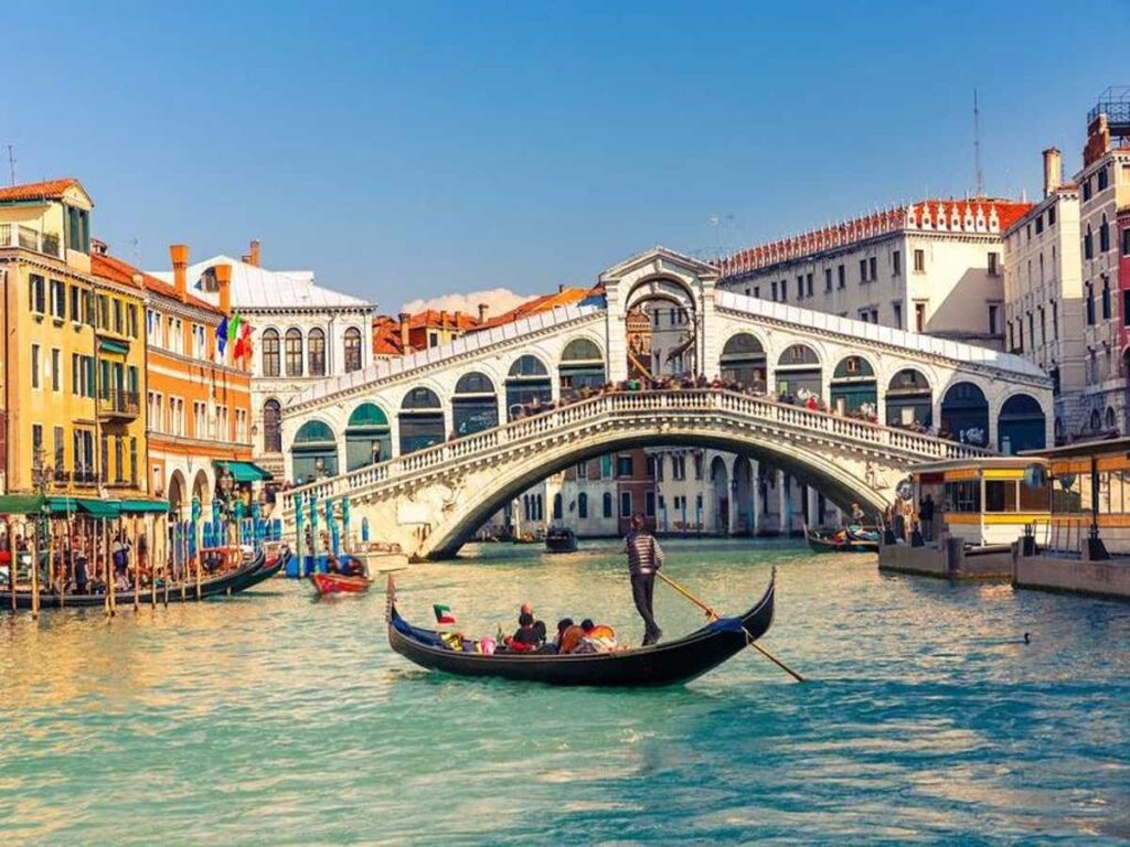 دليل السياحة في إيطاليا .. وجهات سياحية رومانسية في ايطاليا