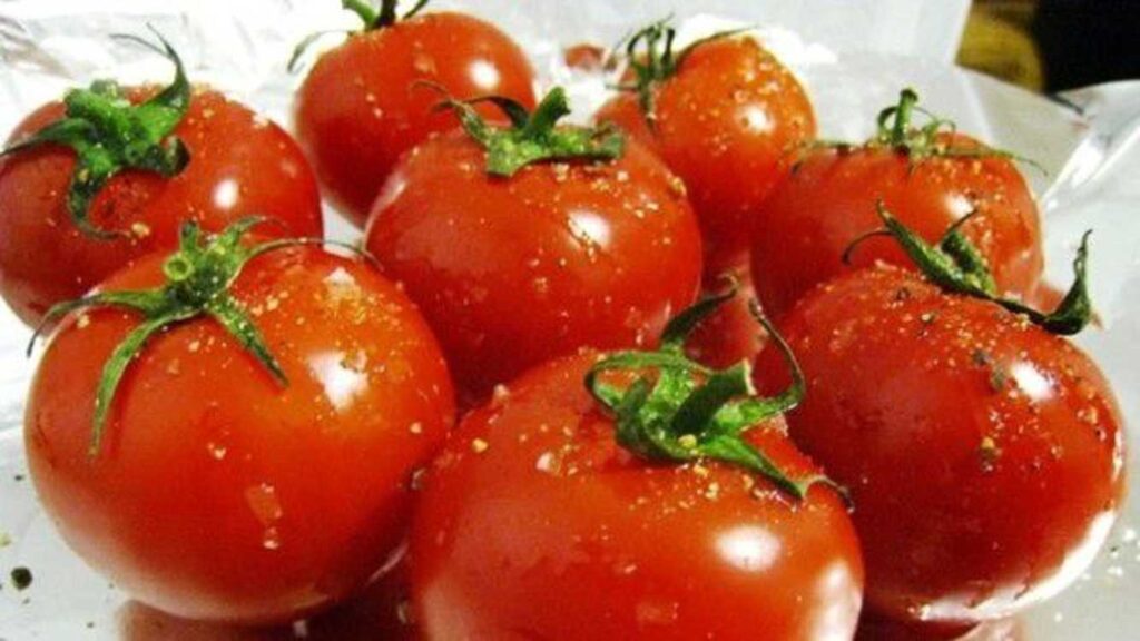 فوائد الطماطم الصحية، والمعادن والفيتامينات التي تحتويها.. أضرار الطماطم
