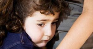 علاج الخوف عند الأطفال بالقرآن الكريم وطريقة تحصينهم
