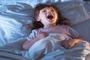 أسباب الفزع عند بداية النوم.. أهم اسباب الفزع عند الاستيقاظ