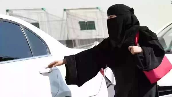 شروط استقدام سائق خاص للمرأة بالسعودية