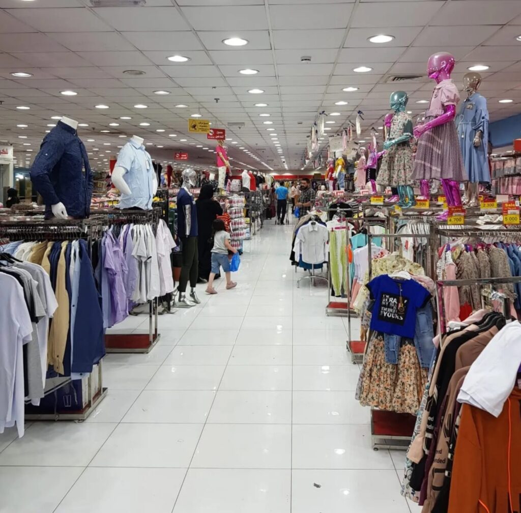 مواعيد عمل سوق رامز الاحمدي 2024 في الكويت
